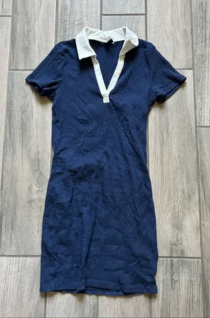 H&M Navy Short-Sleeve Polo Dress with White Collar thumbnail 1
