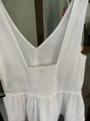 Crown & Ivy NWT Size XS Sleeveless White Top thumbnail 4