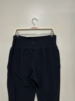 Athleta Salutation Joggers in Powervita - LT thumbnail 8