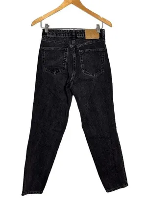 Zara Mom Fit High Rise / high waist Jeans in faded effect Black color thumbnail 7
