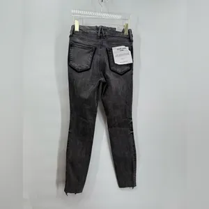Good American Good Legs Low Distressed GLLSP257BT NWT‎ Black Size 4 thumbnail 4