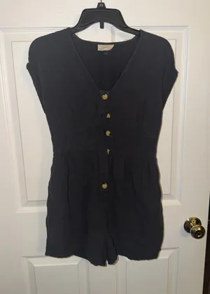 Universal Threads Gray linen romper thumbnail 1