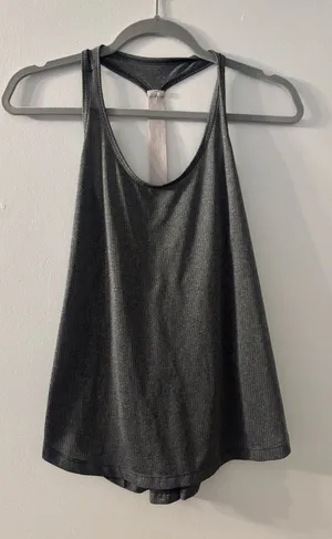 Old Navy Active Top thumbnail 1