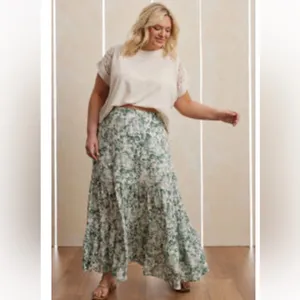 Arula Beatrice Lace Tee NWT 1X thumbnail 2