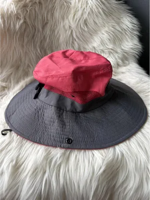 Sun Shade Wide Brim Outdoor Hat - Red and Gray thumbnail 3