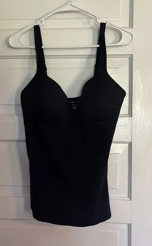 Black Womens Shaping Tank Top with Built-In Cups thumbnail 1