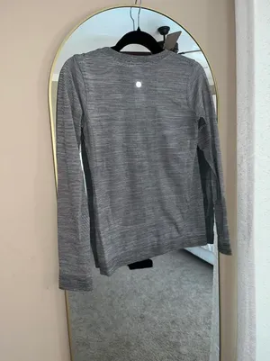 Lululemon Swiftly Tech long Sleeve thumbnail 3