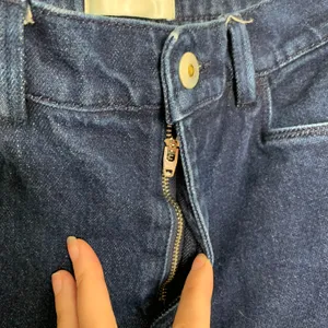 Wandler Daisy Flared Dark Blue Jeans Womens Size 26 thumbnail 9