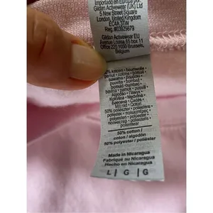 GILDAN Women’s Pink Crewneck Sweatshirt thumbnail 4