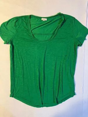 POL Women’s Green Scoop Neck Short Sleeve Shirt Size S (F25) thumbnail 1