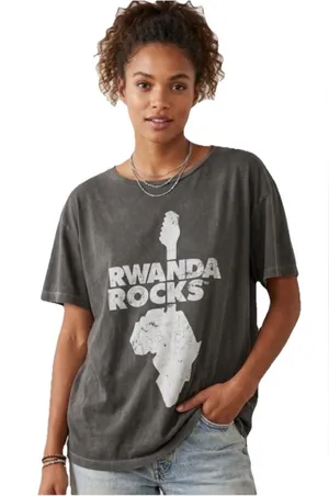 Wildfox Rawanda Rocks Women’s Grey Oversized Tee Shirt Size Medium thumbnail 1