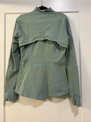 Lululemon Define Jacket in Hazy Jade Size 10 thumbnail 2