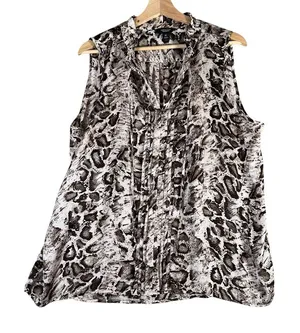 Simply Vera Wang Womens Brown Creme Tie Front Pintuck Top NEW Sz‎ XL thumbnail 1