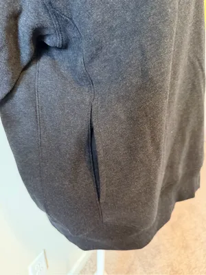 NWT Aritzia Cozy Fleece boyfriend 1/2 zip relaxed fit size small Heather black thumbnail 9