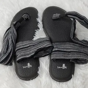 Sanuk cloth wrap ankle strap black sandals size 6 thumbnail 3