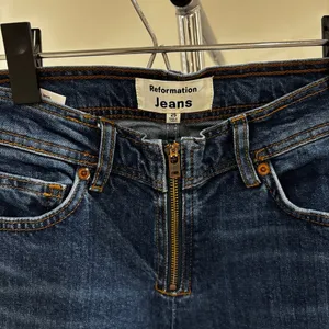 Reformation Julianna Exposed Zip Mid Rise Straight Leg Jeans in Mesa 28 thumbnail 5