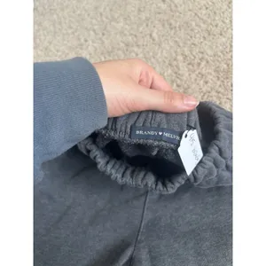 Brandy Melville‎ Rosa Sweatpants Womens One Size Charcoal Grey Excellent Joggers thumbnail 2