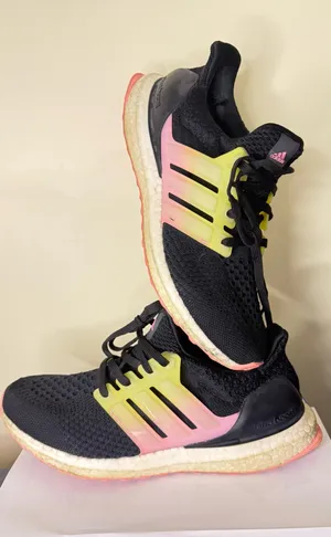 adidas UltraBoost 5.0 DNA Women Shoes Size 7.5 thumbnail 1