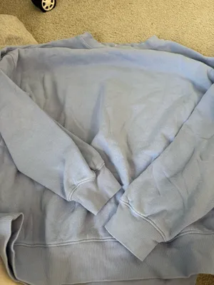 Old Navy Crewneck thumbnail 1