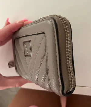 Victoria's Secret Small Wallet thumbnail 5