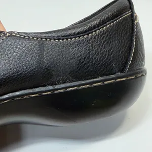 Clarks Shoes Women 8W Cheyn Madi Slip On Black Leather Comfort Casual Office thumbnail 6