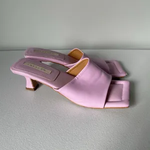 GLOW Leather Heels Square Toe Pink Purple Backless Slip On Women's Size 8 thumbnail 2