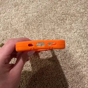 Orange‎ Silicone Intreccio iPhone 14 Pro Case Orange thumbnail 3