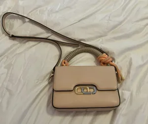 Marc Jacob’s Link Purse thumbnail 2