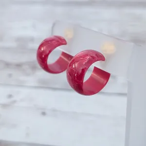 Vintage Clip On Earrings Red Marbled? Hoops Retro thumbnail 2