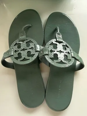 Tory Burch Soft Patent Leather Miller Sandals, Arctic Blue, Sz. 8.5 LIKE-NEW! thumbnail 10