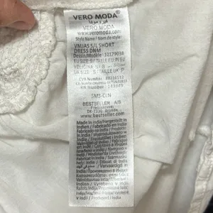 Vero Moda Mini‎ Dress White Embroidered Boho Smocked Vacation Festival Beach S thumbnail 5