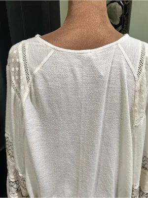 Free People White Embroidered Peasant Wrap Blouse – Boho Lace & Crochet Size XS thumbnail 9
