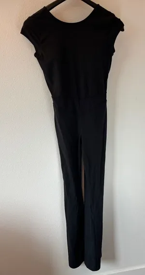JoyLab Womens Black‎ Short Sleeve Scoop Back Athletic Jumpsuit Straight Leg thumbnail 1