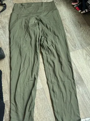 Aerie offline green leggings size M‎ thumbnail 1