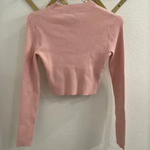 Brandy Melville Brett Top Ribbed Cropped Long Sleeve One Size Small Pink thumbnail 9
