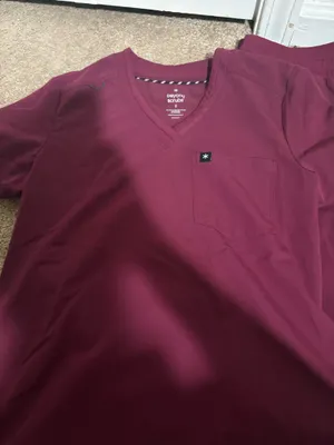 Beyond scrubs scrub set Purple Size small/medium petite thumbnail 2