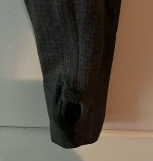 Gymshark cropped workout top thumbnail 3