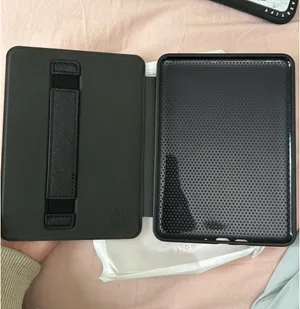 Casely 7” Kindle Case Black thumbnail 4