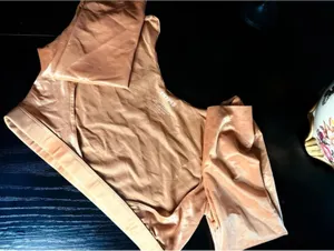 SKIMS Nude Arm Shaper Medium Seamless Sculpt Bolero Sleeve Shapewear NWOT thumbnail 2