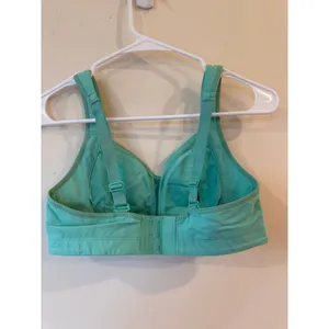 Lululemon Ta Ta Tamer II Adjustable Bra Mesh Trim (C-E cup) Size 34C Athleisure thumbnail 3