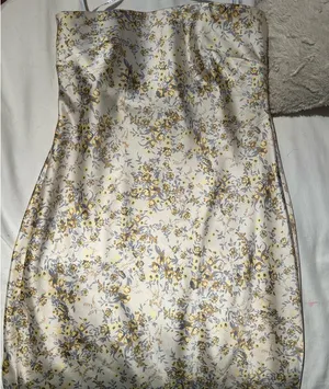 Dessy Floral Silk Maxi thumbnail 2