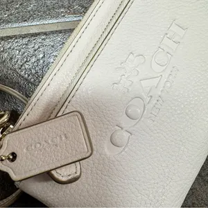 Coach Double Corner Double Zip Wristlet Pebbled Leather Chalk/Light Gold thumbnail 10