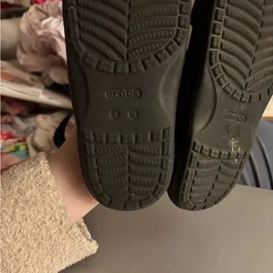 CROCS CLASSIC UNISEX BLACK DOUBLE-STRAP SANDA size 6 thumbnail 5