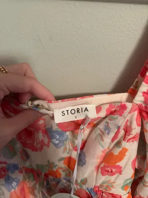 Boutique Top thumbnail 2