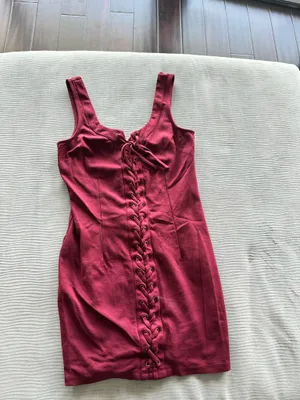 Burgundy Lace thumbnail 2