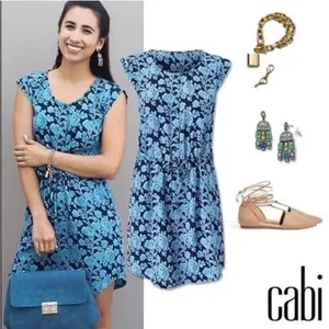 ✨Cabi Java Sz Small Dress Drawstring Blue Floral✨ thumbnail 2