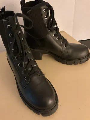 Steve Madden women Black platform Lace-Up Chunky Combat Boots US 9.5 thumbnail 4