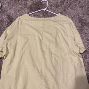 American Eagle oversized yellow top with seams thumbnail 2