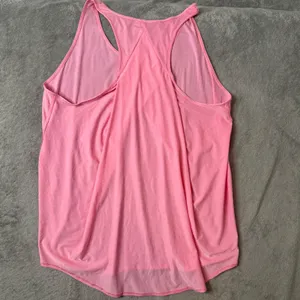 Lululemon Racerback Pleated Pink Tank Top Womens 8 Pink Curved Hem Athletic Yoga thumbnail 4