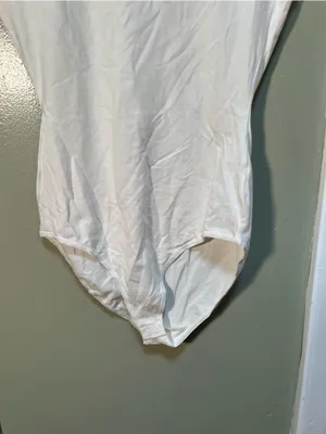 Skims Women's Size Medium Cotton Jersey Raw Edge T-Shirt Bodysuit Marble White thumbnail 6